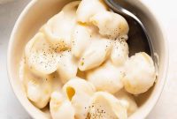 Velvet White Cheddar Mac and Cheese