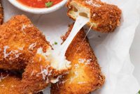 Golden Fried Mozzarella