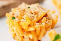 Macaroni & Cheese Muffin Cups