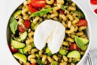 Vibrant Pesto Pasta Salad with Creamy Burrata