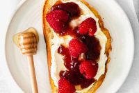 Mascarpone Toast: Sweet and Savory Indulgences