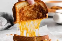 Mayo Grilled Cheese Perfection