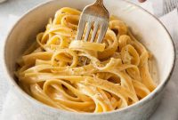 Velvety Homemade Alfredo Sauce