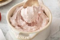 Luscious Strawberry Cream Cheese