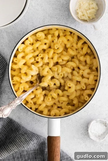 macaroni and cheese in a skillet.